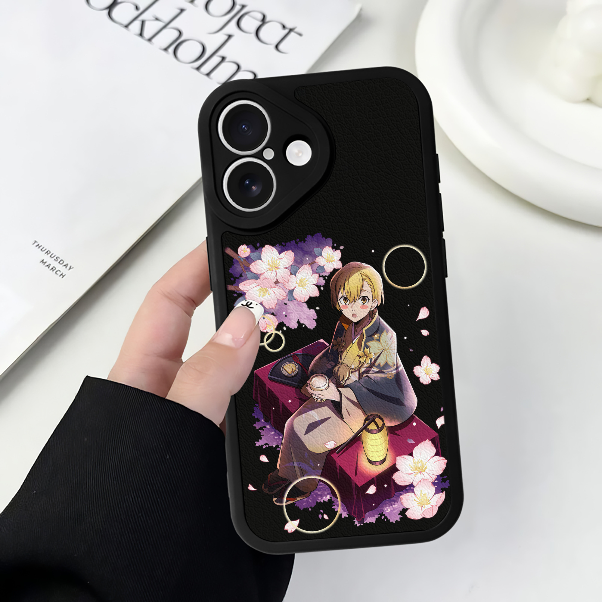 （画像用） 文豪ストレイドッグス Bungo Stray Dogs 【iPhone 16シリーズ対応】シリコンスマホケース（レザー調） 材質：シリコン